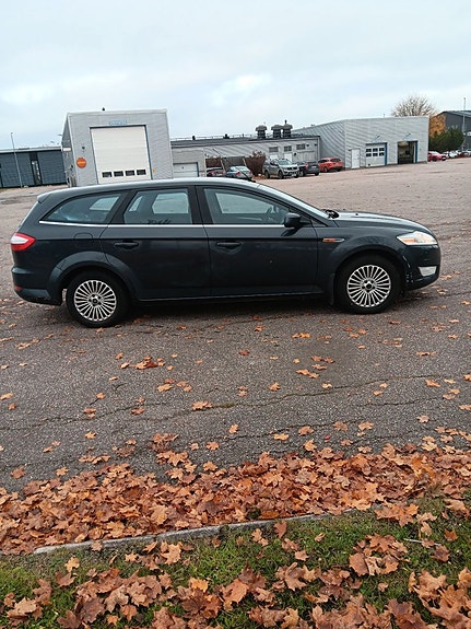 Ford Mondeo 2 of 19