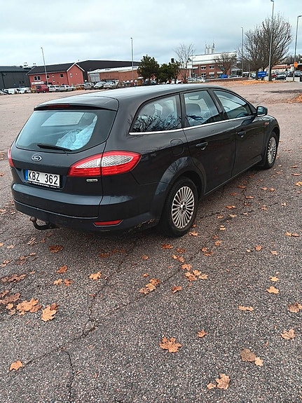 Ford Mondeo 4 of 19