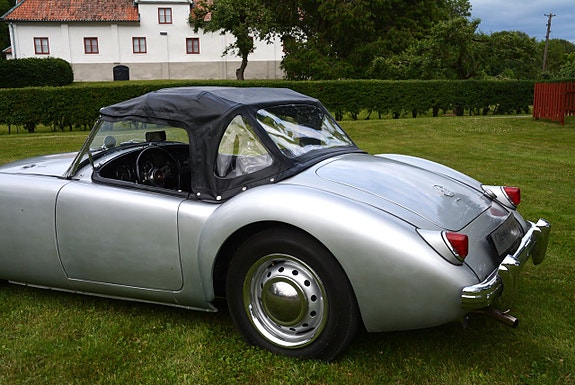 MG M 19 of 22