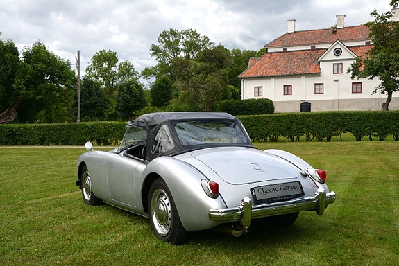 MG M 17 of 22
