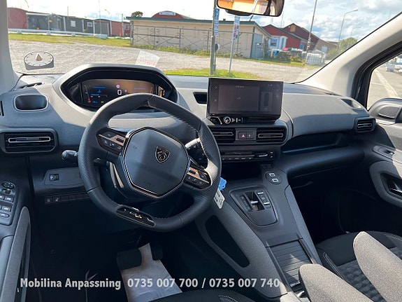 Peugeot Rifter 27 of 30