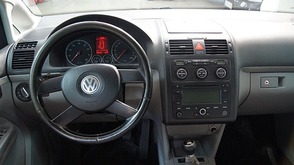 Volkswagen Touran 9 of 10