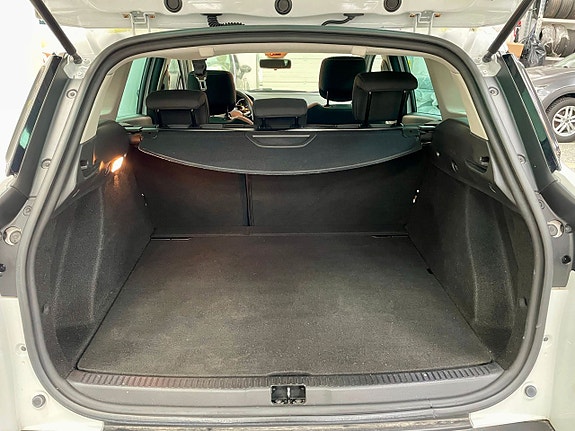Renault Clio 14 of 19