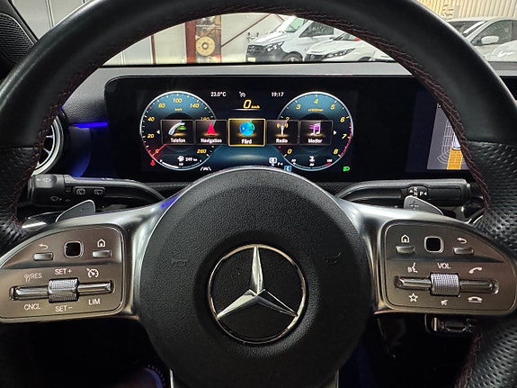 Mercedes-Benz A200 12 of 19
