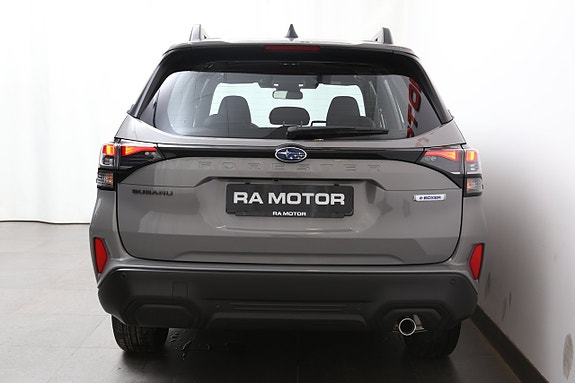 Subaru Forester 5 of 23