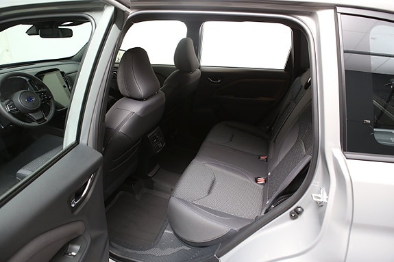 Subaru Forester 9 of 23