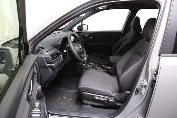 Subaru Forester 8 of 23