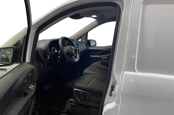 Mercedes-Benz eVito 112 11 of 11