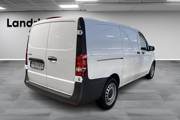 Mercedes-Benz eVito 112 4 of 5