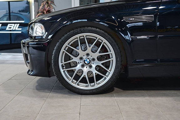 BMW M3 3 of 5