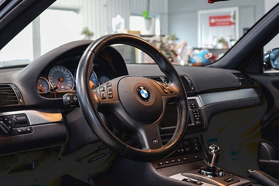 BMW M3 8 of 14