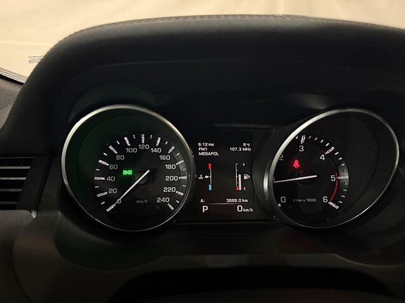 Land Rover Range Rover Evoque 21 of 22