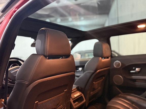 Land Rover Range Rover Evoque 17 of 22