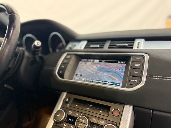 Land Rover Range Rover Evoque 18 of 22