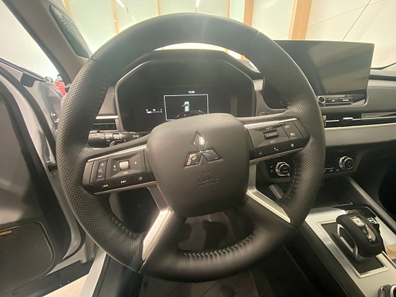 Mitsubishi Outlander 8 of 22