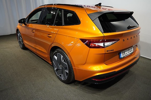Skoda Enyaq 3 of 5