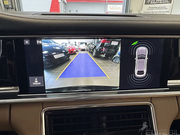 Porsche Panamera 4 24 of 26