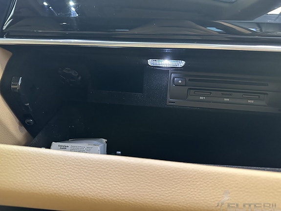 Porsche Panamera 4 20 of 26