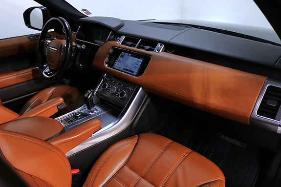 Land Rover Range Rover Sport 15 of 24