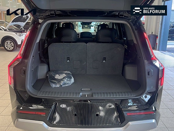 Kia EV9 14 of 24