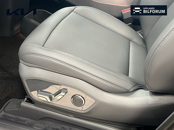 Kia EV9 15 of 24