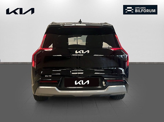 Kia EV9 5 of 24