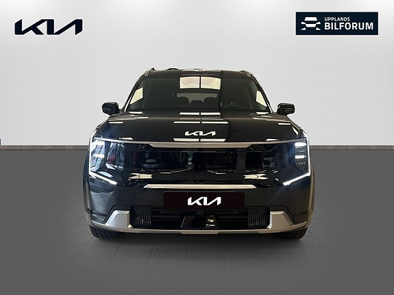 Kia EV9 2 of 24