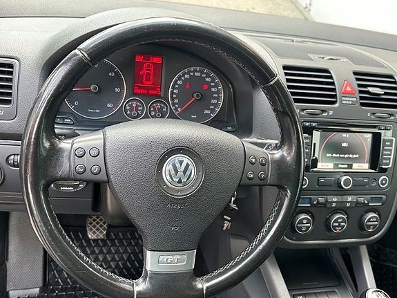 Volkswagen Golf-Serie 5 of 5