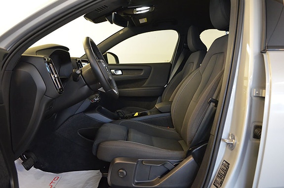 Volvo XC40 17 of 20