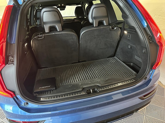 Volvo XC90 26 of 27