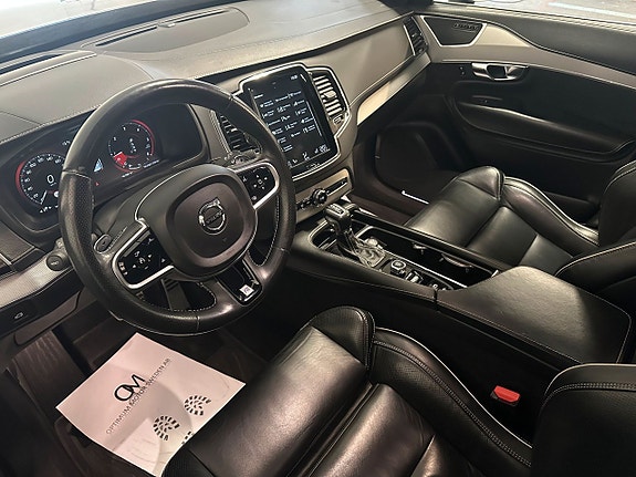 Volvo XC90 20 of 27