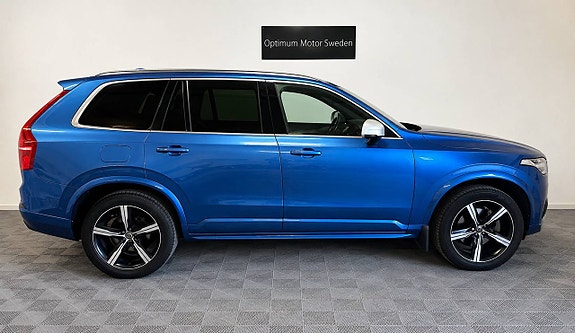 Volvo XC90 8 of 27