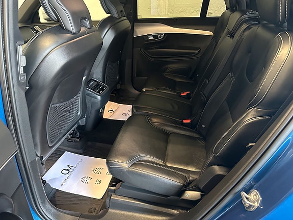 Volvo XC90 13 of 27