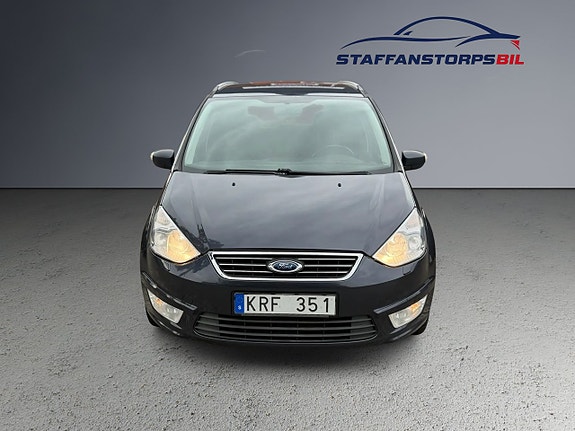 Ford Galaxy 2 of 10