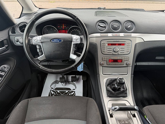 Ford Galaxy 8 of 10