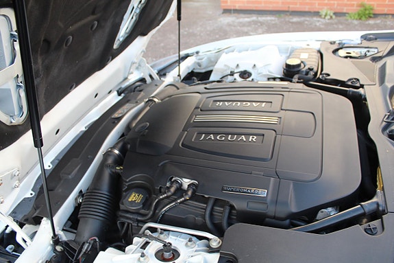Jaguar XKR 10 of 13