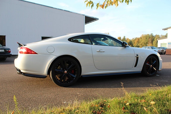 Jaguar XKR 8 of 13