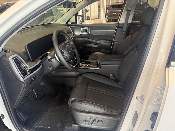 Kia Sorento 5 of 10