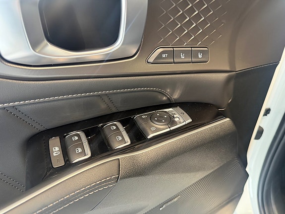 Kia Sorento 8 of 10