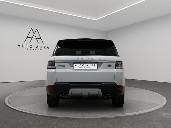 Land Rover Range Rover Sport 5 of 5