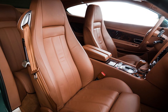 Bentley Continental GT 20 of 24