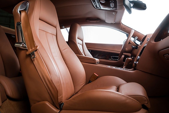 Bentley Continental GT 19 of 24