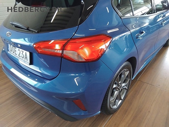 Ford Focus 14 of 17