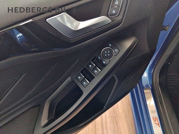 Ford Focus 15 of 17