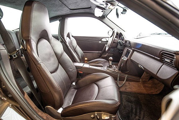 Porsche 911 14 of 29