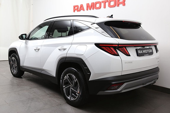 Hyundai Tucson 3 of 5