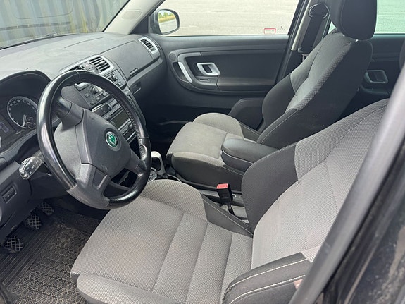 Skoda Fabia 2 of 3