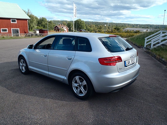 Audi A3 4 of 12