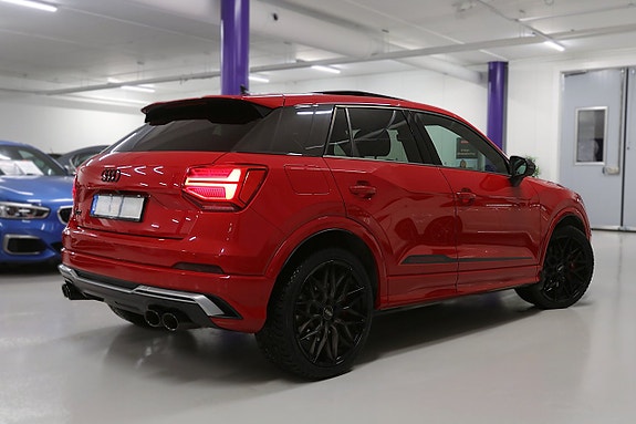 Audi SQ2 6 of 27
