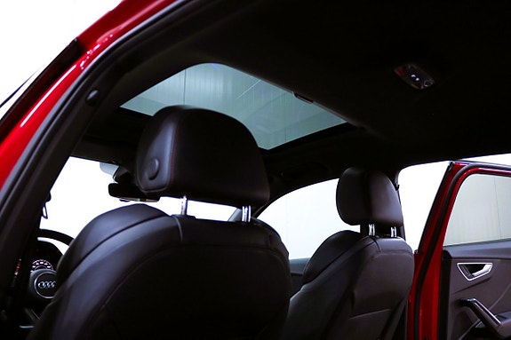 Audi SQ2 17 of 27